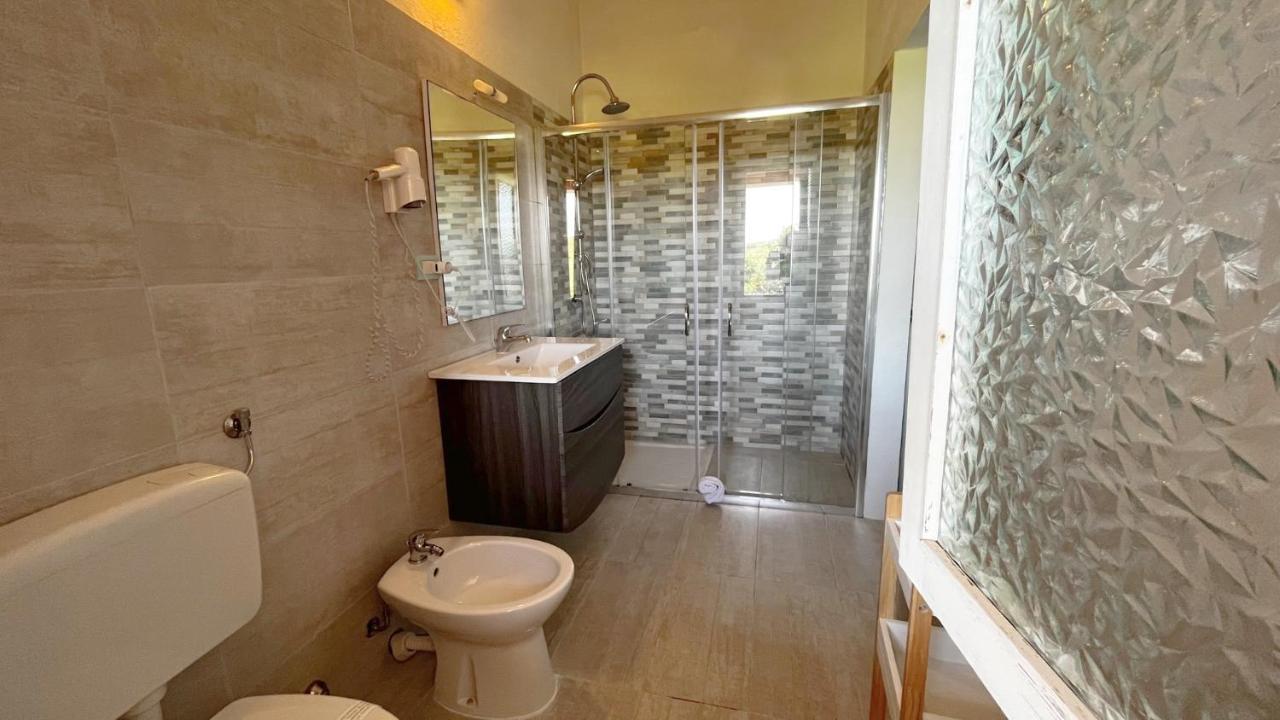 Hotel Frassetto Santa Teresa Gallura Exterior photo