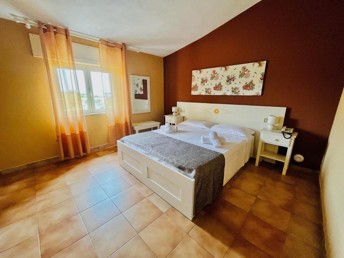 Hotel Frassetto Santa Teresa Gallura Exterior photo