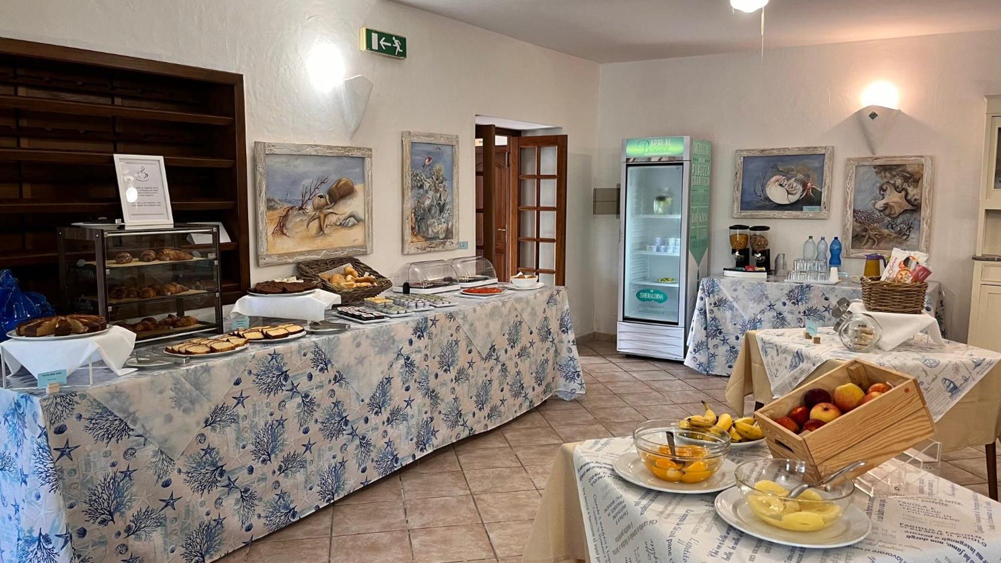 Hotel Frassetto Santa Teresa Gallura Exterior photo