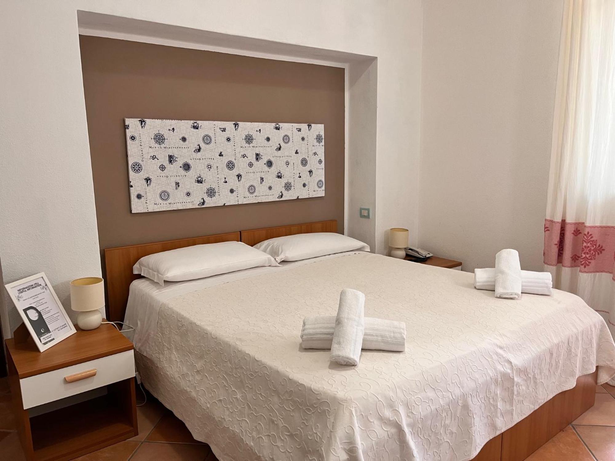Hotel Frassetto Santa Teresa Gallura Exterior photo
