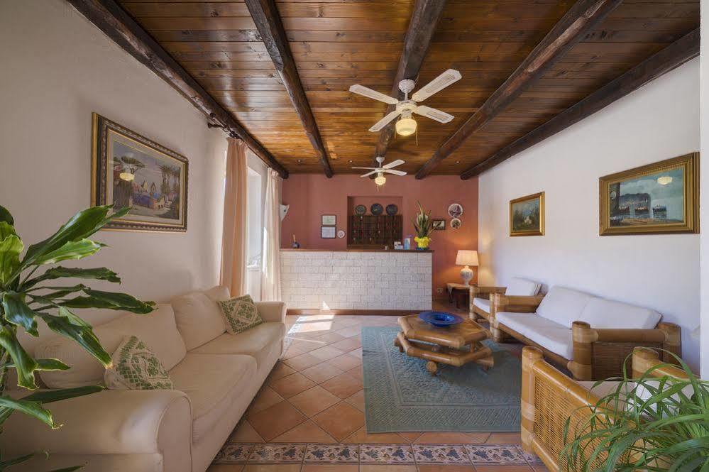 Hotel Frassetto Santa Teresa Gallura Exterior photo
